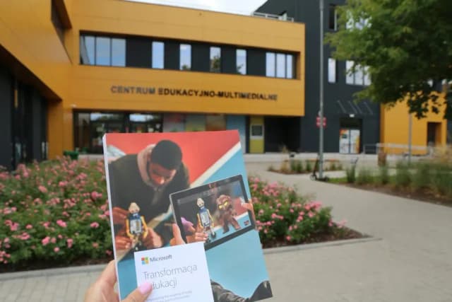 Gdzie jest szkoła w chmurze? Odkryj lokalizację i oferty edukacyjne Gdzie jest szkoła w chmurze? Odkryj lokalizację i oferty edukacyjne