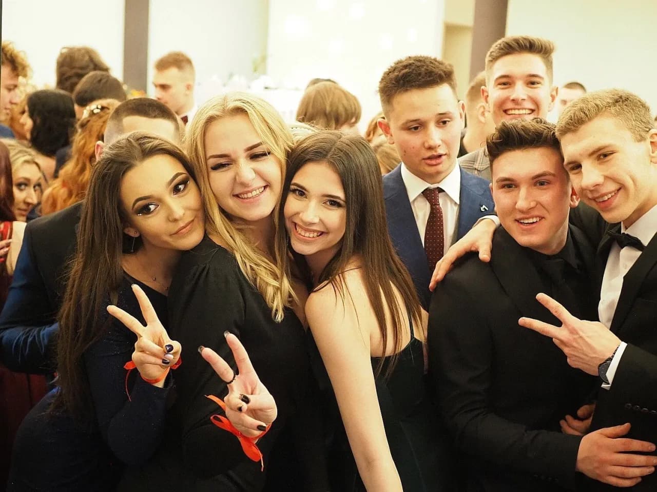 Czy w szkole w chmurze jest studniówka? Oto, co musisz wiedzieć Czy w szkole w chmurze jest studniówka? Oto, co musisz wiedzieć